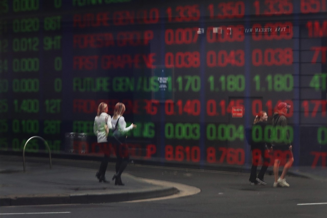 Oil climbs, Asian equities fall as US.-Iran peace talks collapse