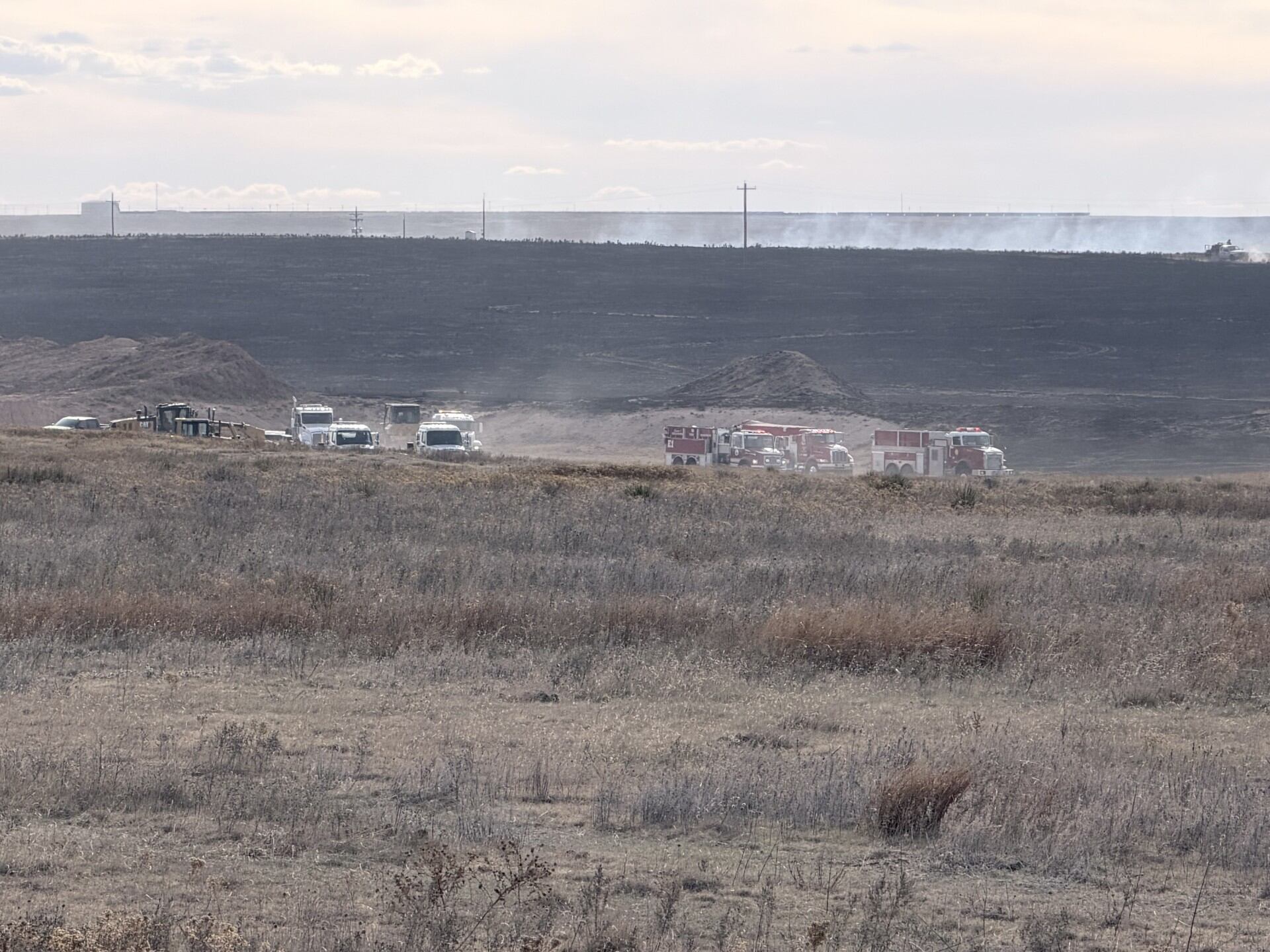 Vehicle fire sparks wildfire along Highway 207 between Panhandle and Borger