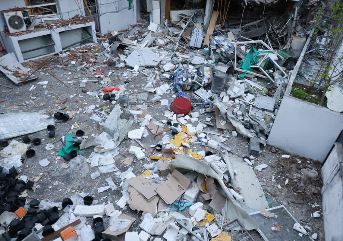 청주 가스 폭발 사고로 15명 경상, 경찰관의 음주 사고로 물의