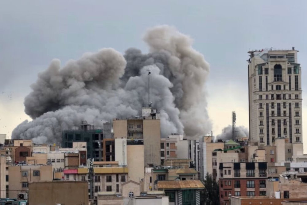 AS Umumkan Blokade Pelabuhan Iran, Harga Minyak Dunia Melesat