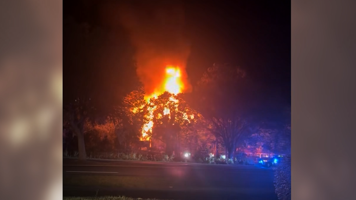 Georgetown apartment fire displaces dozens