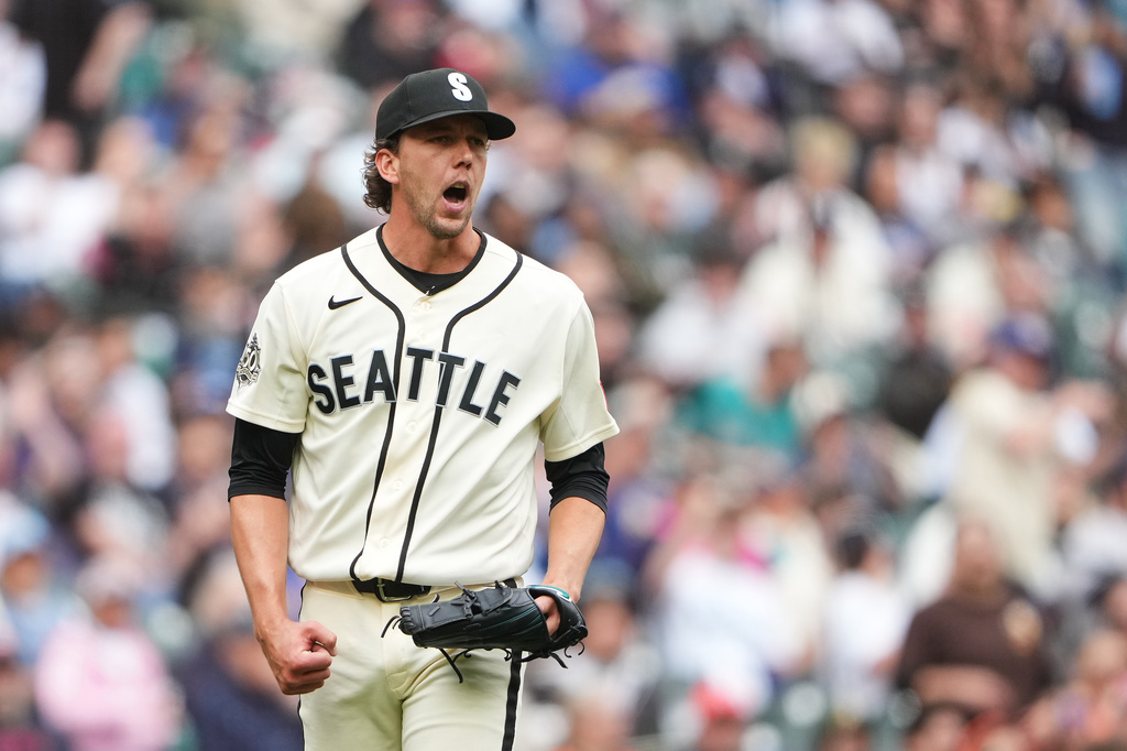 Gilbert, Raley lead Mariners to 6-1 win that extends Astros' losing ...