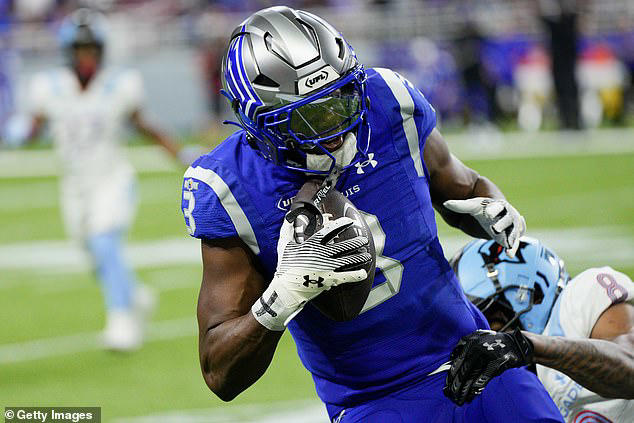 While driving a sedan in Alachua County, Florida , on Saturday, Payton-Jones collided head-on with a pickup truck