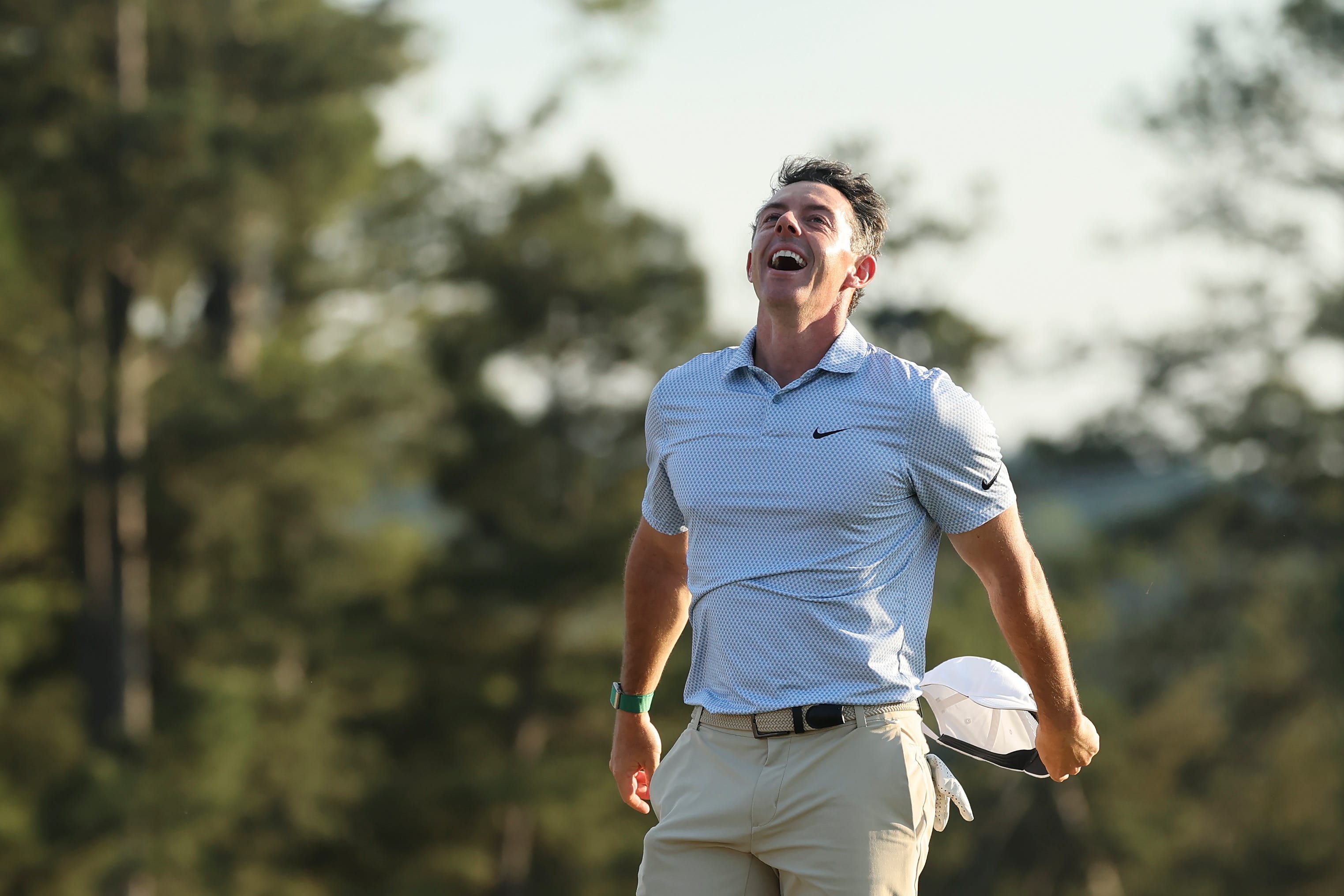 8 photos of Rory McIlroy celebrating his back-to-back Masters win with ...