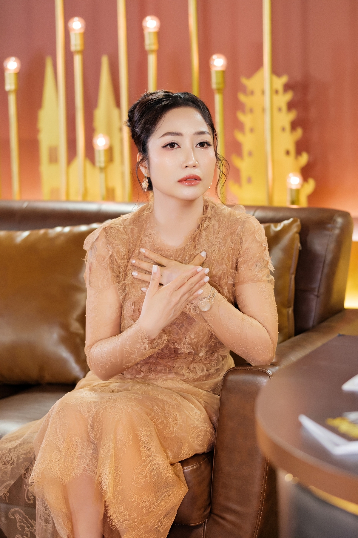 Ốc Thanh Vân: 'Cuộc sống ở Australia vất vả, khó khăn trăm bề'