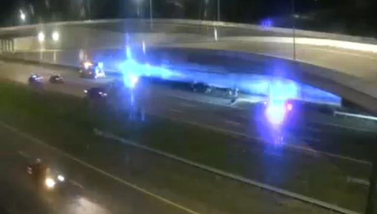 Driver flees after crashing into pole on I-240, MPD says