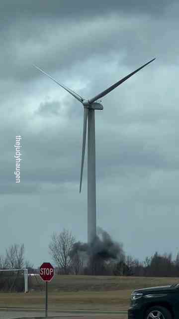 Minnesota Wind Turbine Fall
