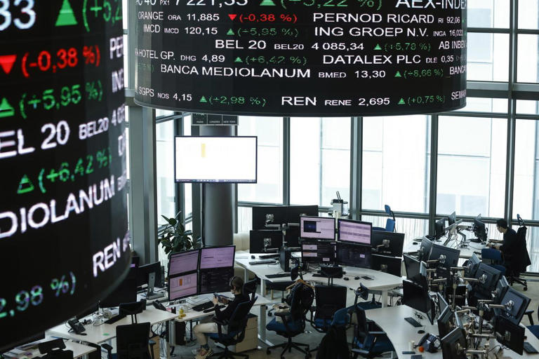 borsa-europa-debole-dopo-fallimento-colloqui-usa-iran-milano-0-9