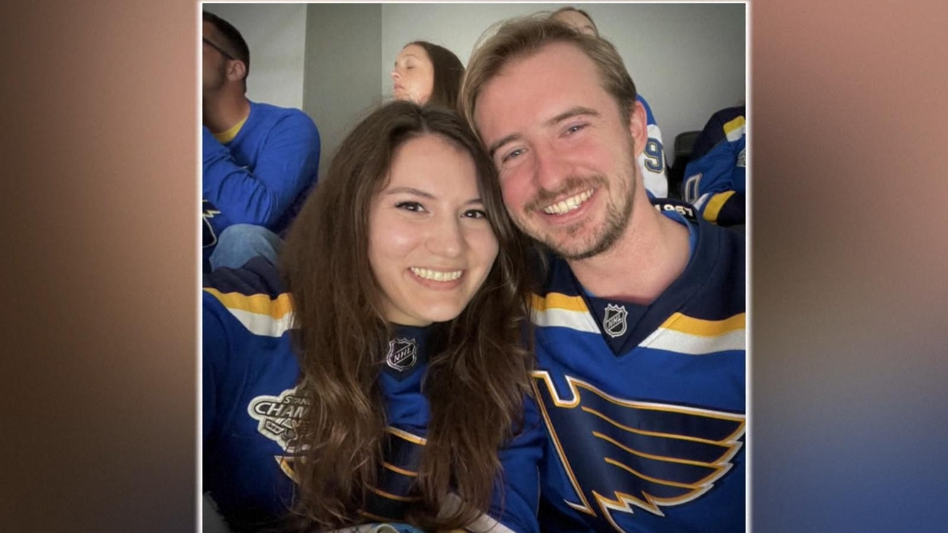 Hockey fans' romance born on social media