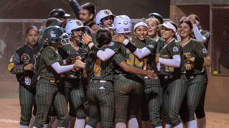 These Six California High School Softball Are Perfect So Far in 2026