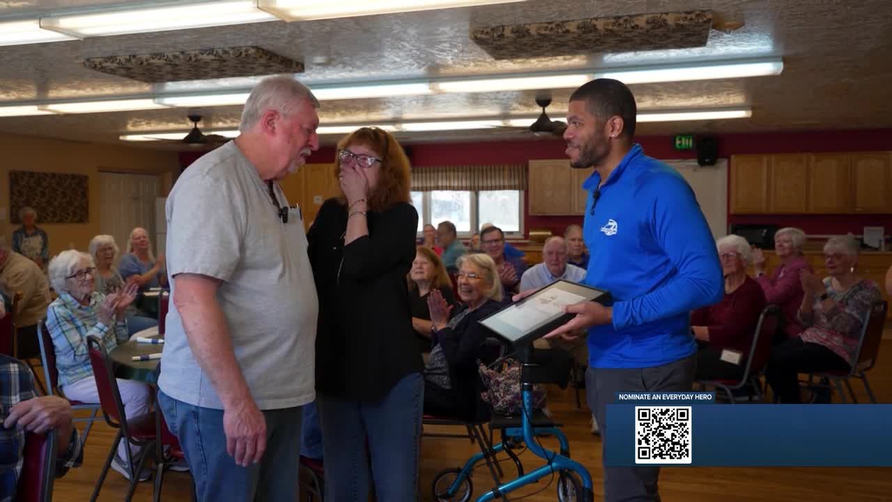 Denver7 Everyday Heroes work to keep Parker senior center running