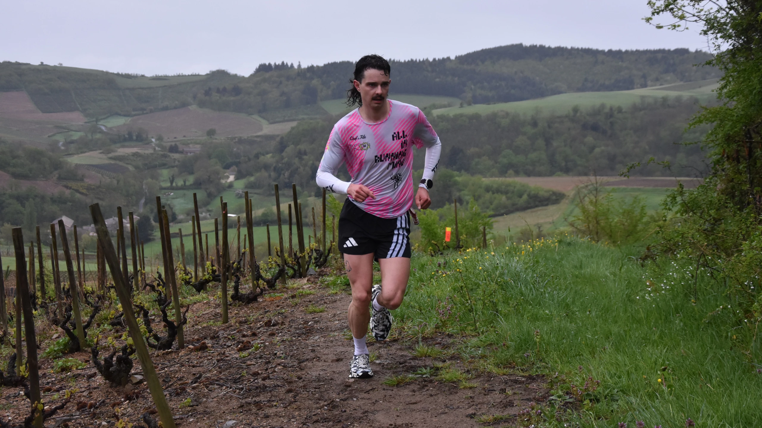 Trail tour Beaujolais. Le Mathusalem de l'Odyssée Beaujolaise pour ...