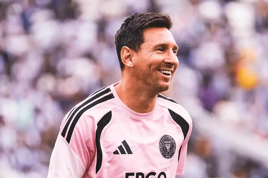 Chute de Messi quebra lente de câmera durante treino do Inter Miami