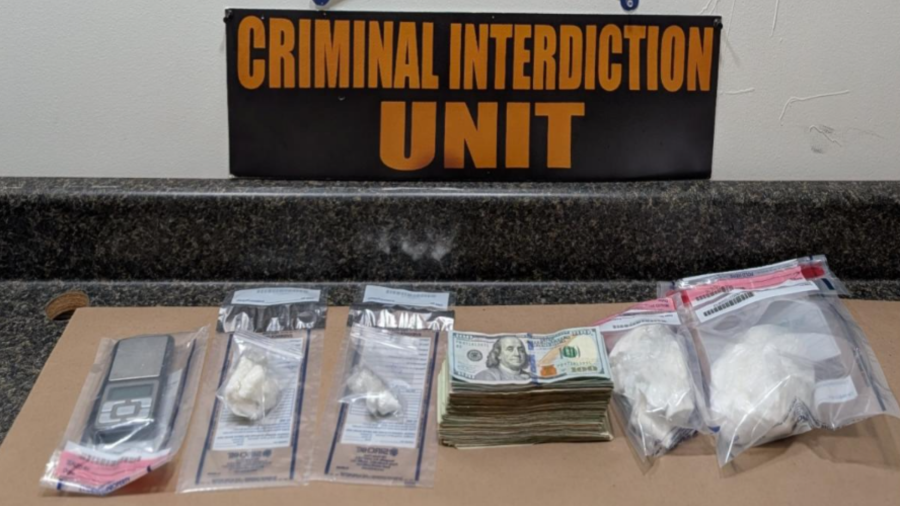 328 grams of suspected fentanyl and cocaine seized, 5 arrested in ...