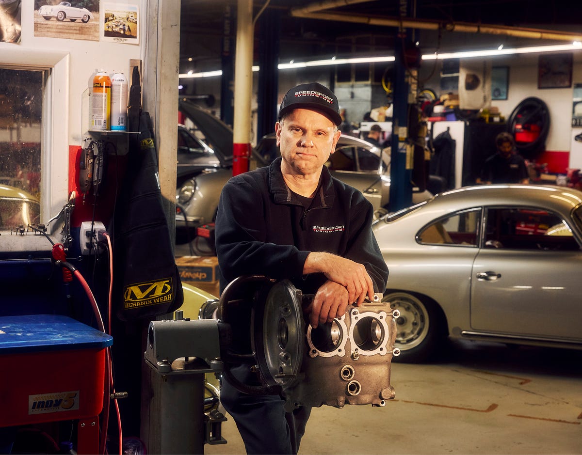 1000 Porsche 4-cam engines still exist on Earth. Jeff Adams has rebuilt ...