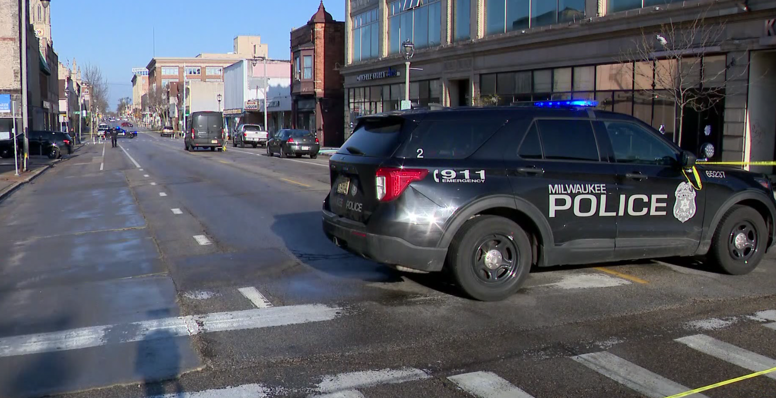 Deadly shooting on Milwaukee's south side early Monday morning