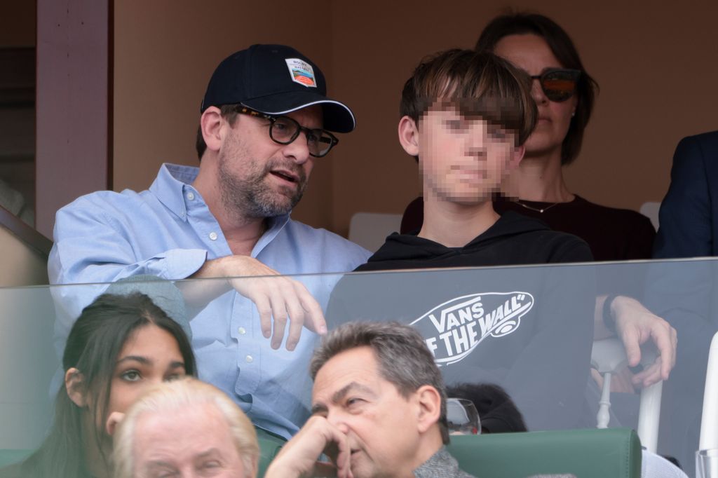 Así es Nicolas Mathieu, la pareja de Carlota Casiraghi: autor ...