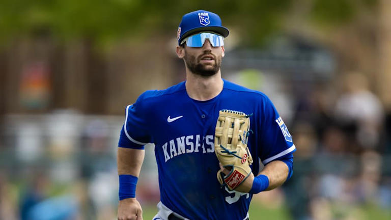 Tigers sign former division rival outfielder as insurance after Parker ...