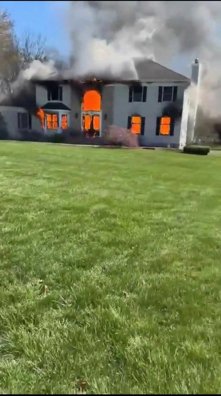 Support swells after Manalapan family loses home, dog in fire