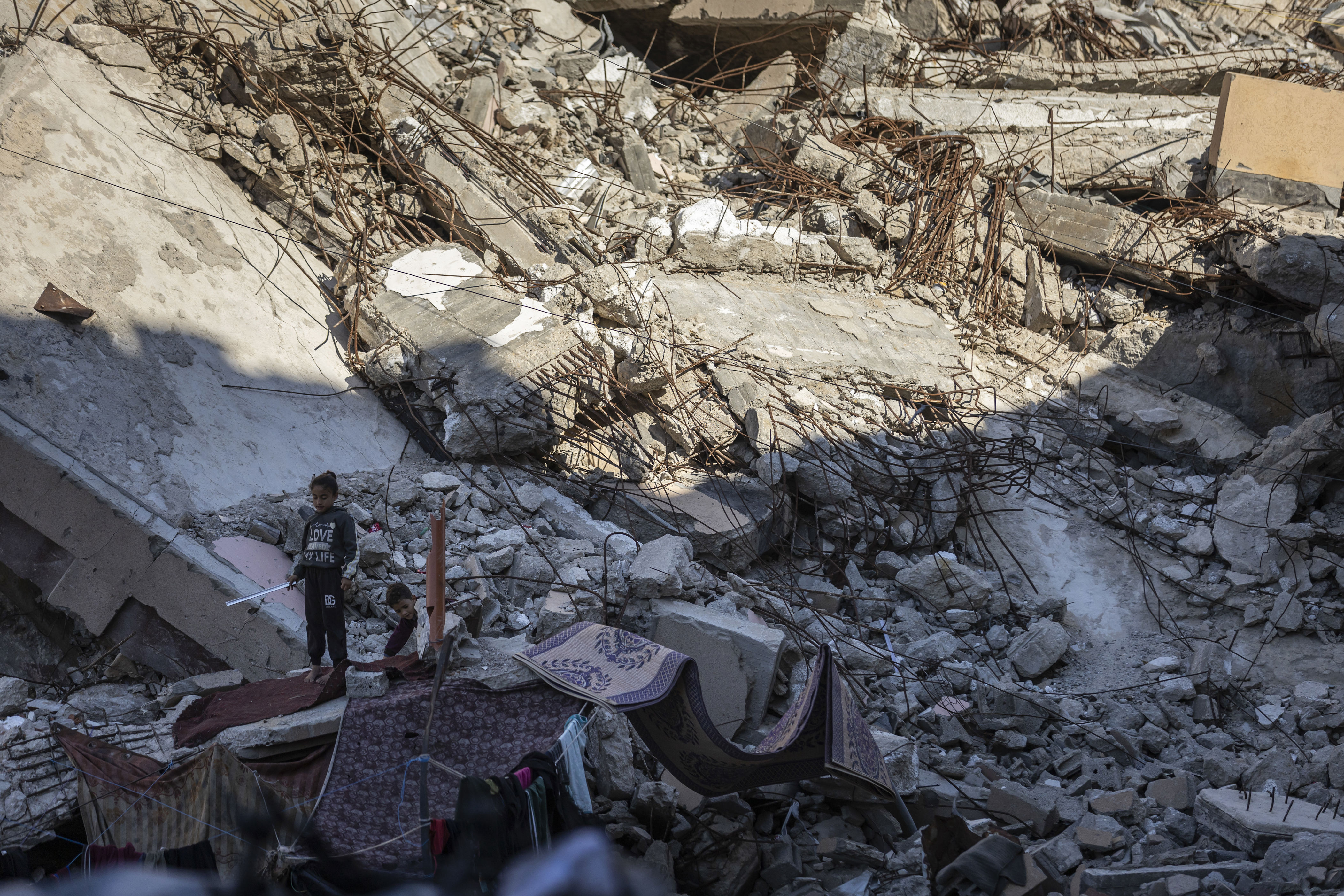 UN experts slam attacks on Gaza shelters, forced displacement in West Bank