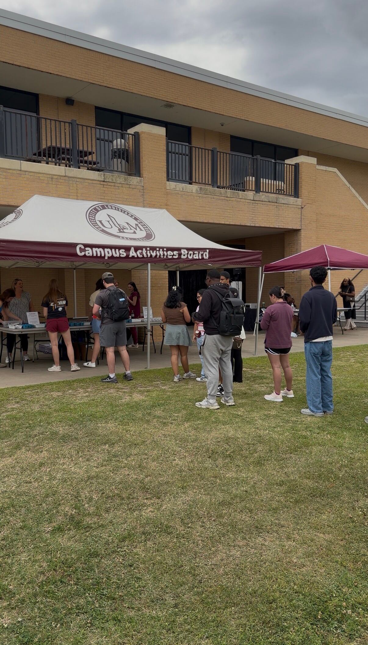 ULM students celebrate Spring Fever Week before finals