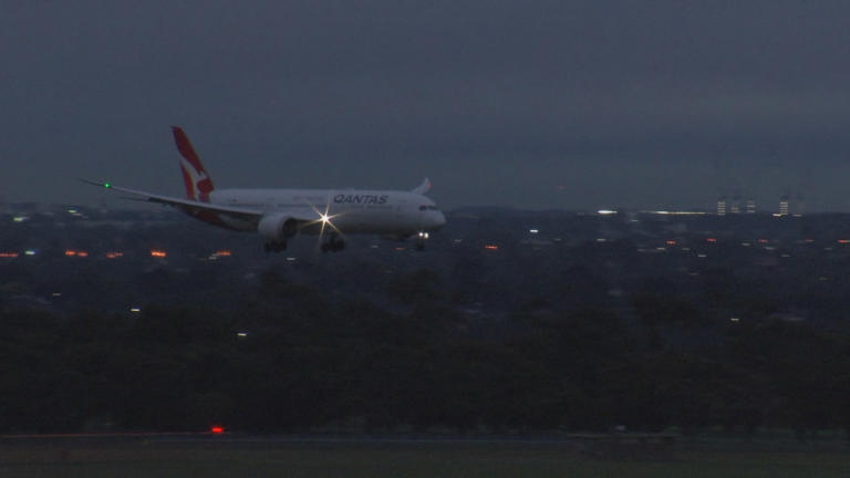 Harry and Meghan arrived on a commercial in Melbourne on a commercial Qantas flight.