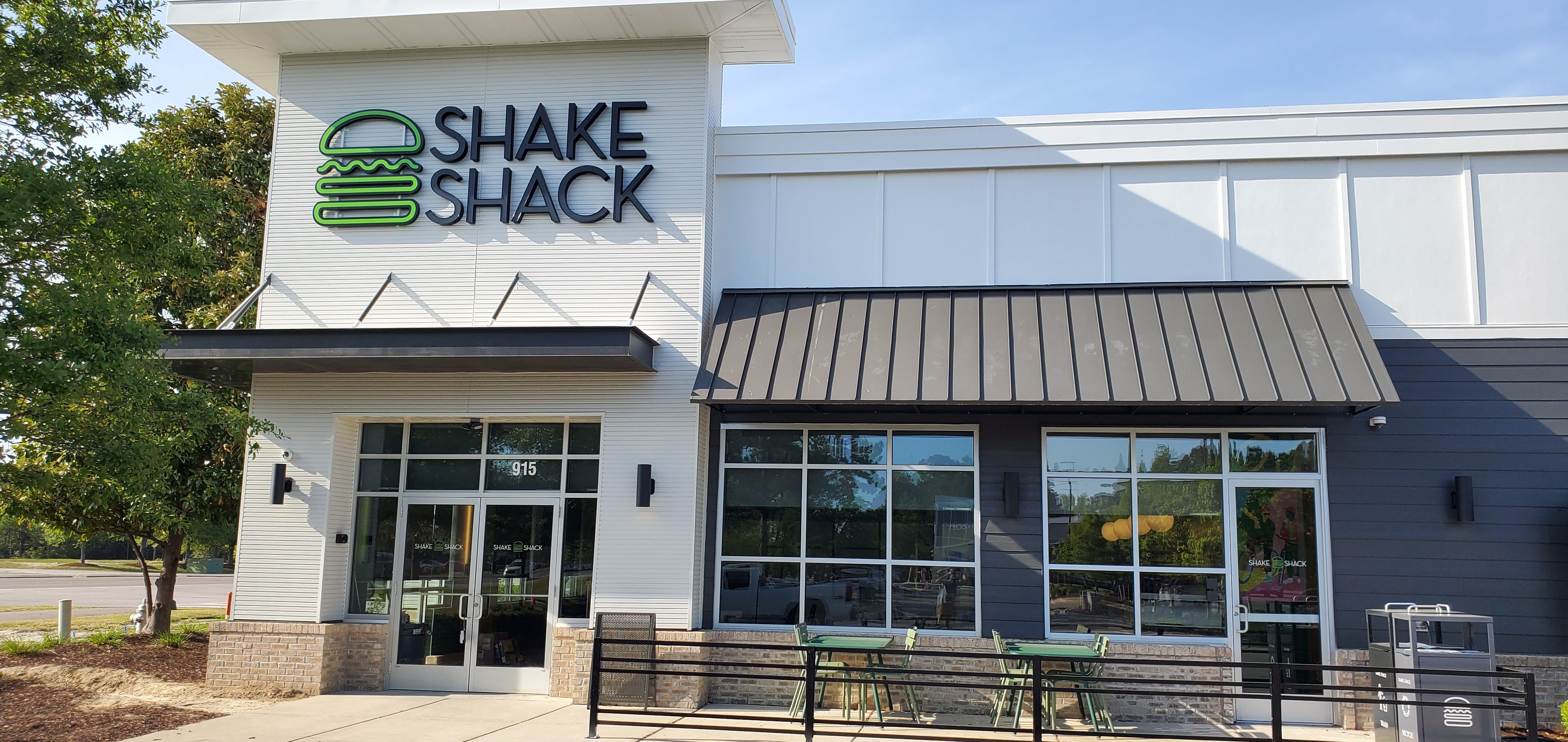 Shake Shack sets opening date for Wilmington location