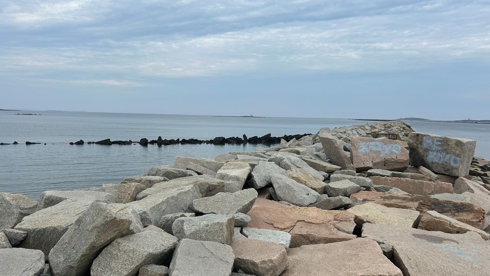 'We want a beach': Camp Ellis shoreline restoration project to begin in ...