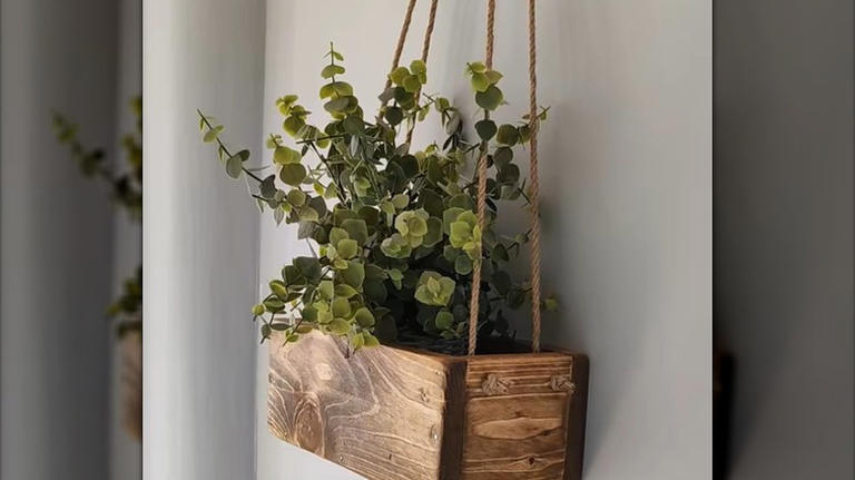 How to make a handmade hanging planter from scrap wood
