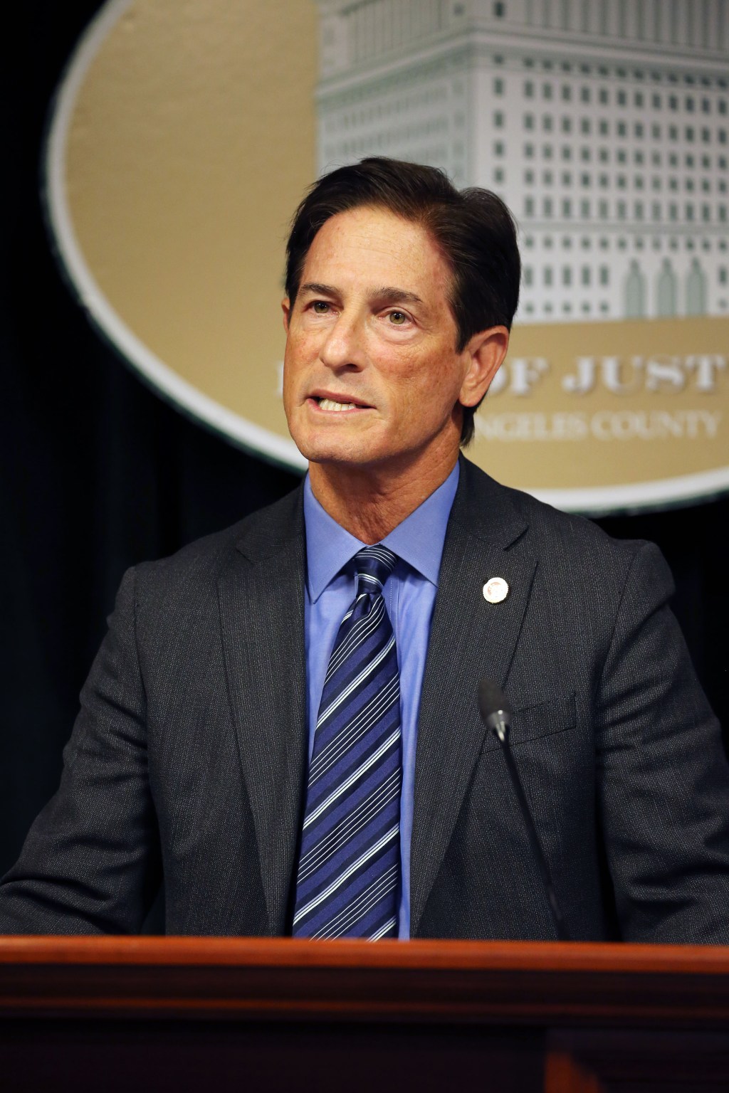 Fury at California’s 'insane' mental health diversion program after ...