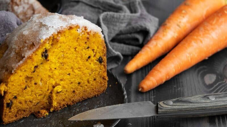 Pudín de zanahoria y manzana sin harina, extremadamente esponjoso y listo en minutos: cómo prepararlo.