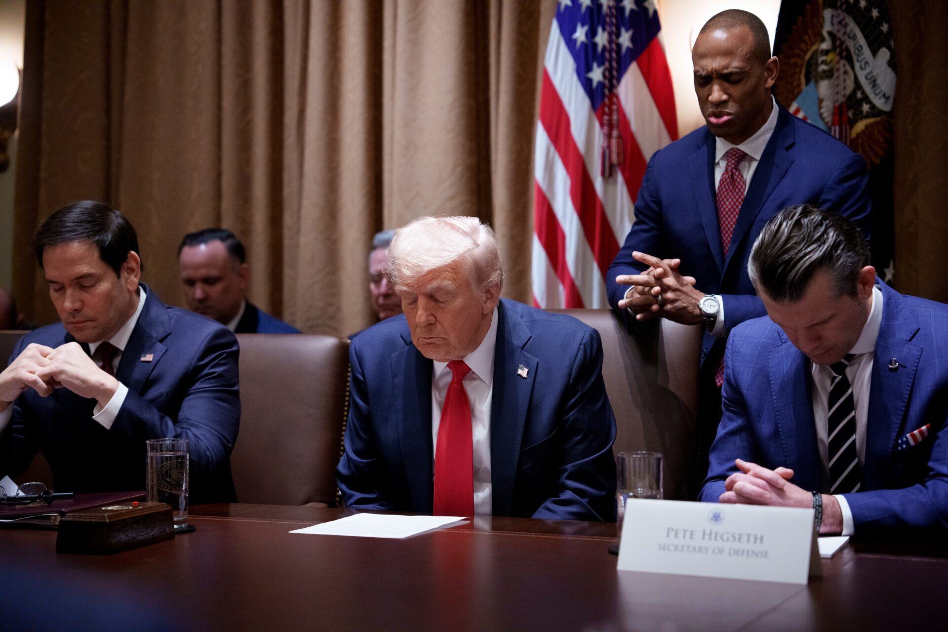 Veteranos vs Trump: no quieren el 'Arco de Trump'