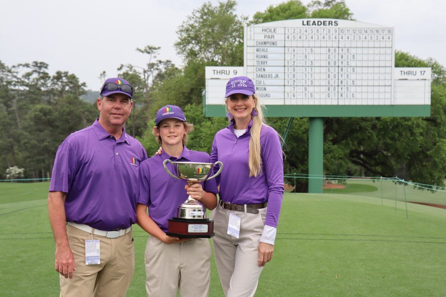 Texas Terry steals the spotlight in Augusta ahead of the Masters again!