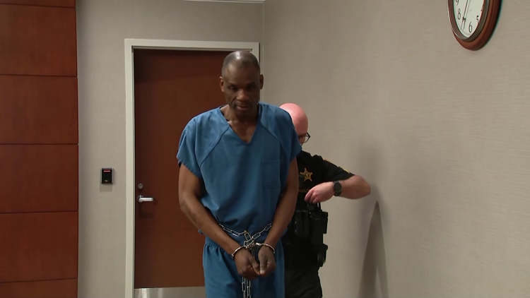 Judge sets bond at $500,000 for Columbus semitruck driver charged in ...
