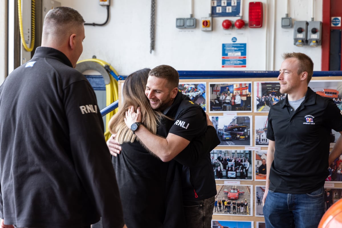 Mother reunited with lifeboat 'heroes' who rescued her after ...