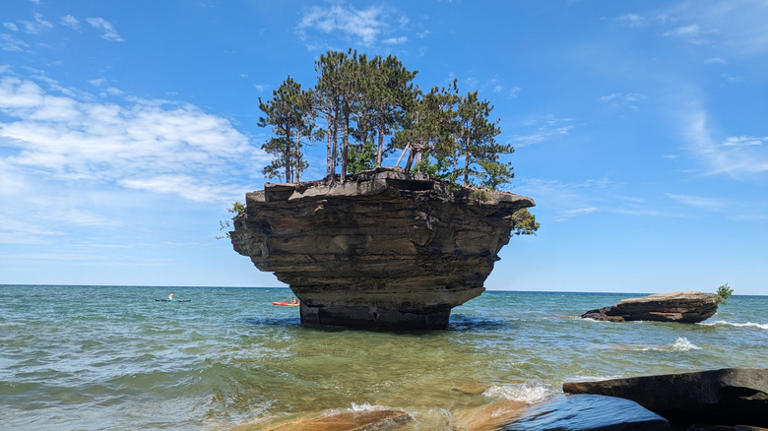 Michigan's 5 most relaxing towns for a fun lakeside retreat, according ...