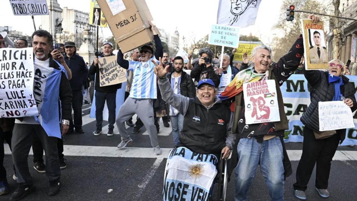 Médicos de cabecera paran 72 horas por recortes y crece la presión de ...