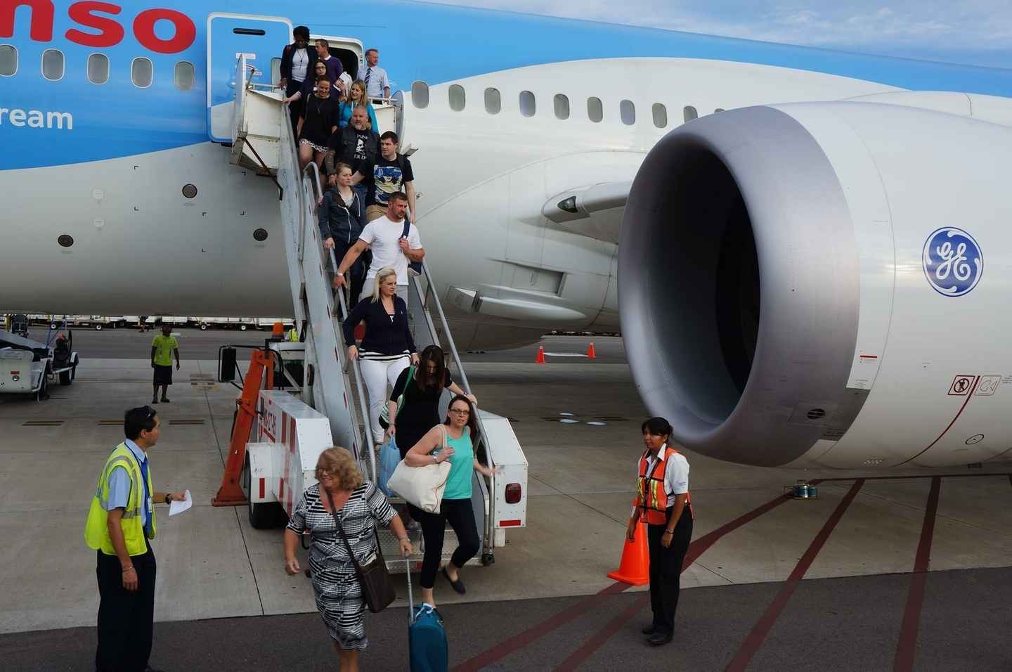 Falla en avión enciende alarmas en aeropuerto de Puerto Vallarta