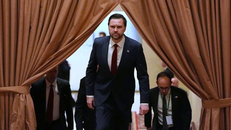 Vance had two high-profile opportunities to prove himself. Both fell flat<br>