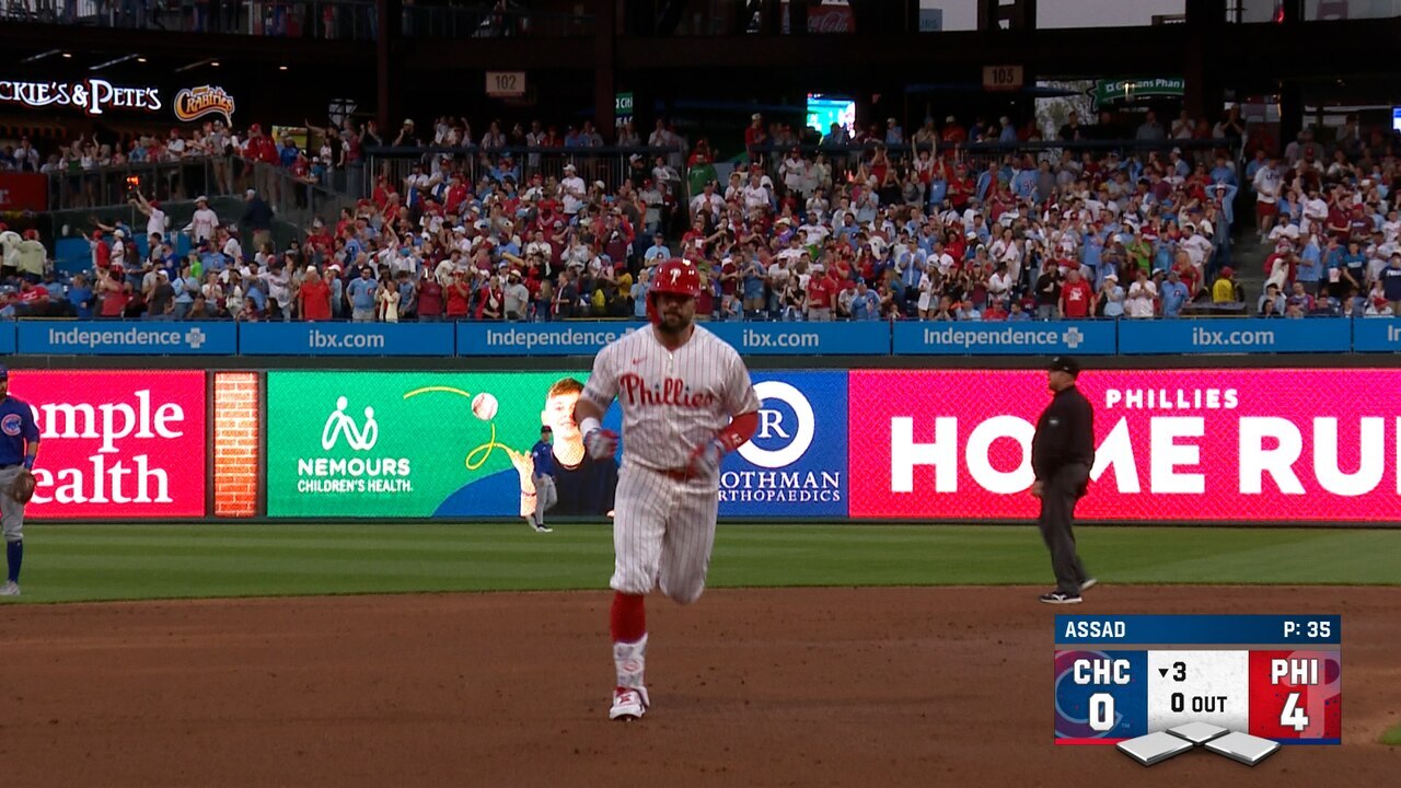 Kyle Schwarber hits second home run, extending Phillies