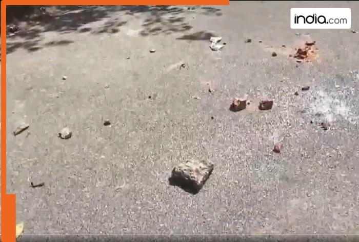 Noida Protest Day 2 LIVE: Protesters pelt stone at Sector 121, Maids ...