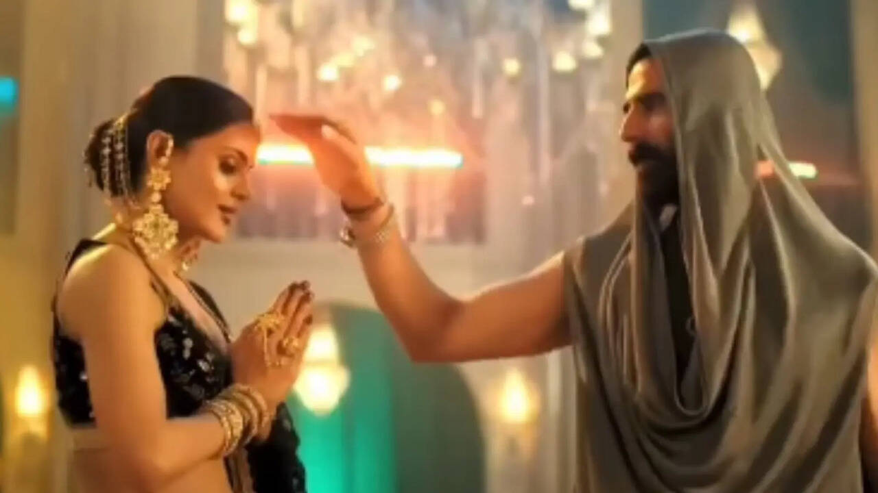 Why Akshay Kumar is being scrutinized by Naagin 7 viewers for his cameo ...