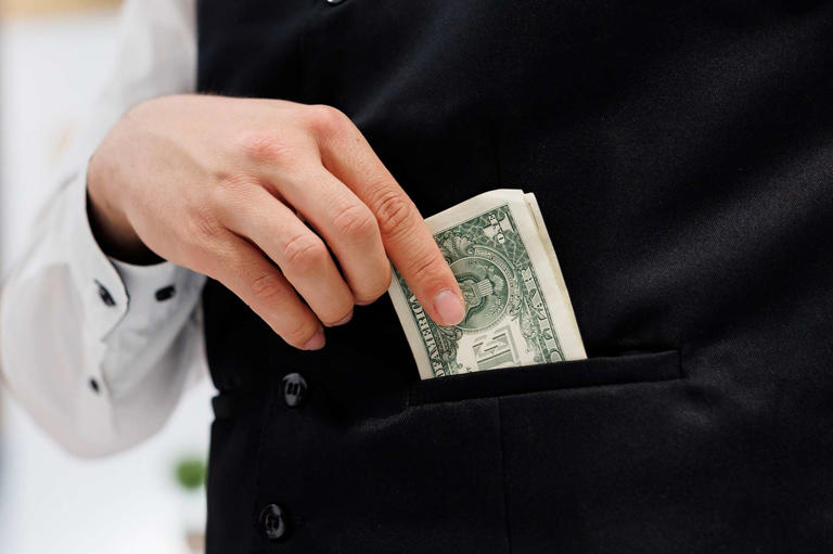 Should you tip a flight attendant? Here’s what crew members say