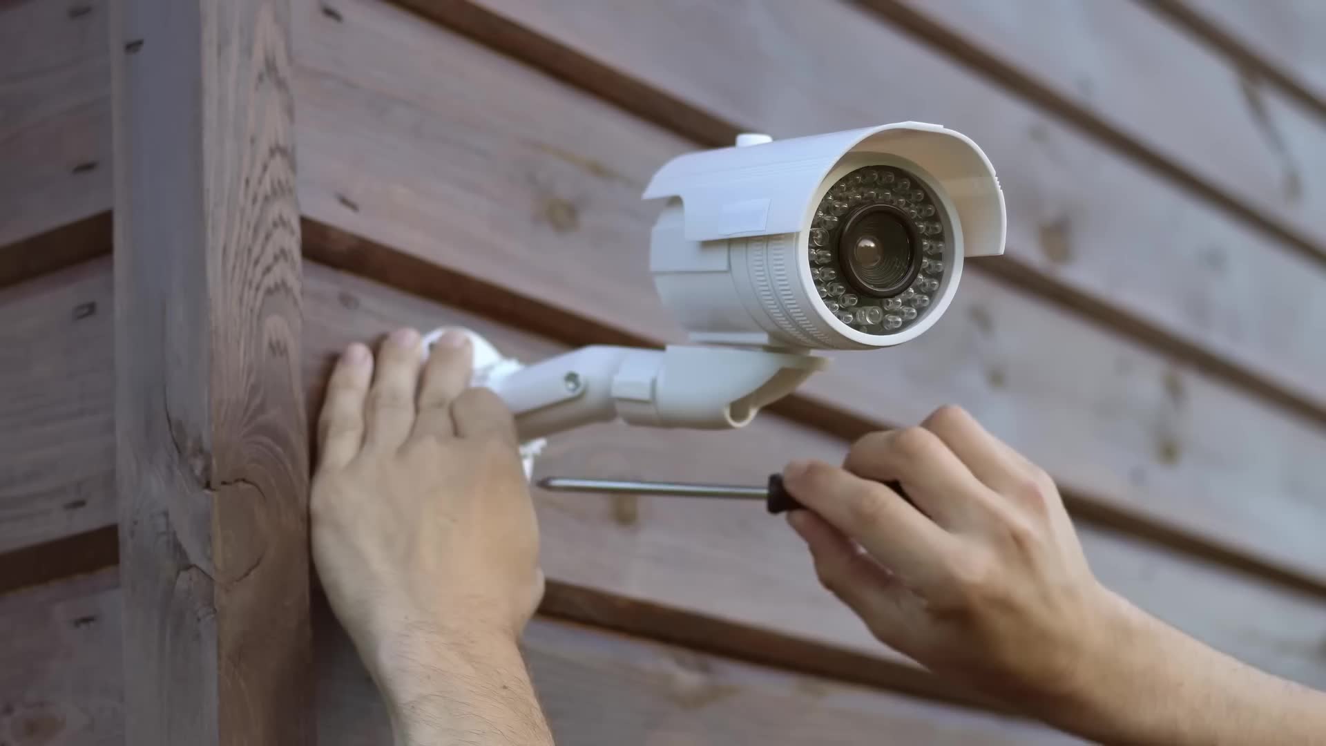 Simple residential modifications that deter burglars from targeting ...
