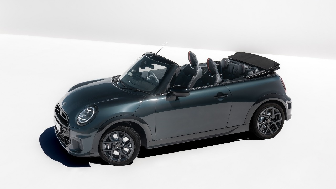Mini India opens pre-bookings for convertible JCW pack