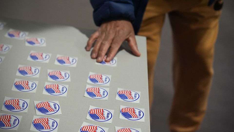 Early voting points to an edge for Virginia Democrats trying to enact a ...