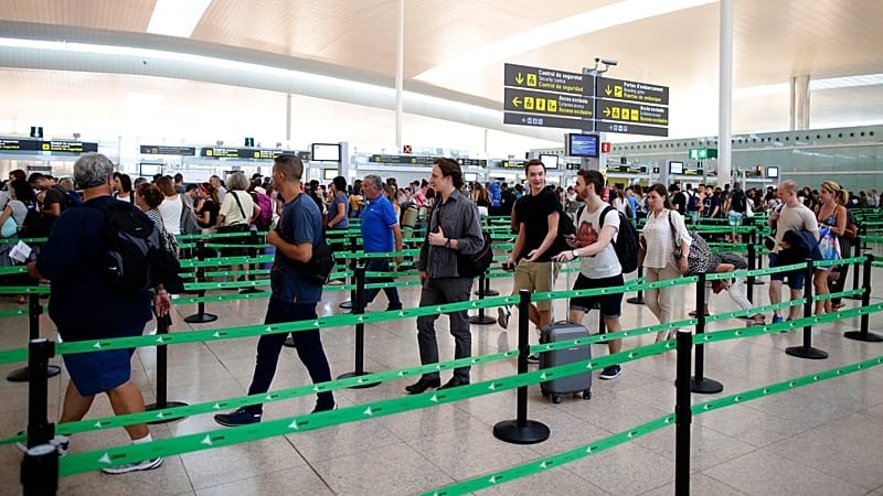 ‘A systemic failure’: How the new Entry/Exit System (EES) brought chaos ...