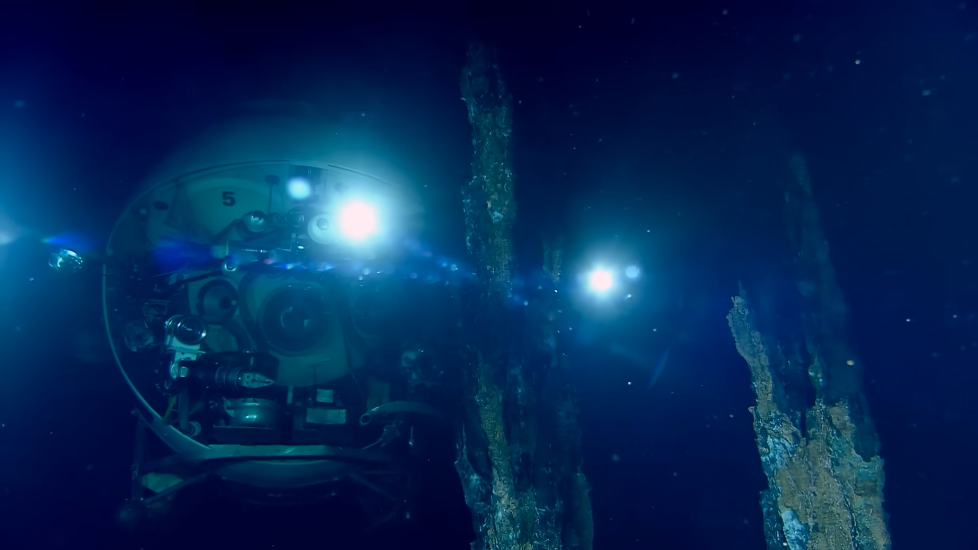 The race to rip metals from the deep sea is getting dangerous