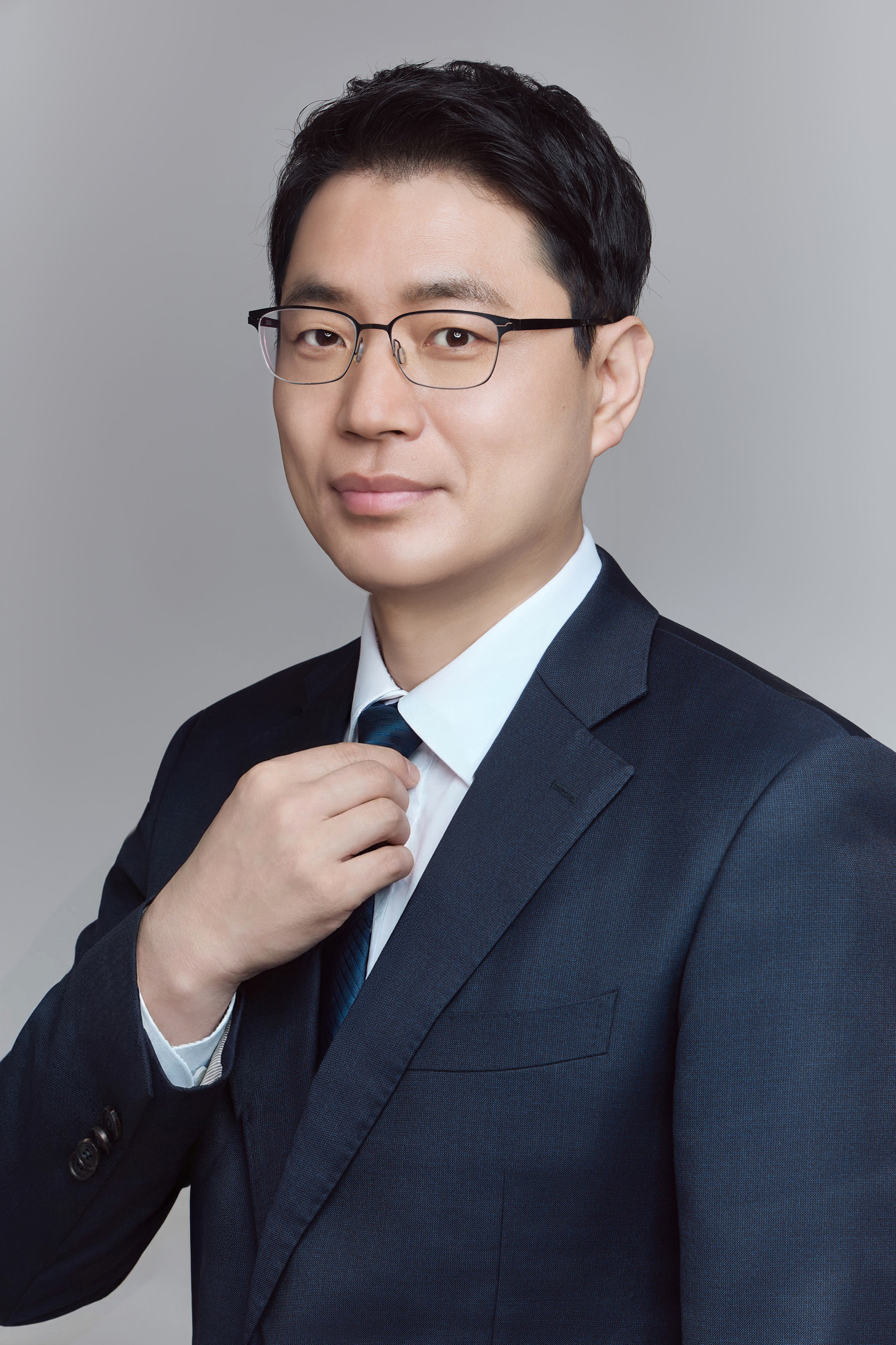 Financial and special investigation expert Han Ki-sik joins the Kim Law ...