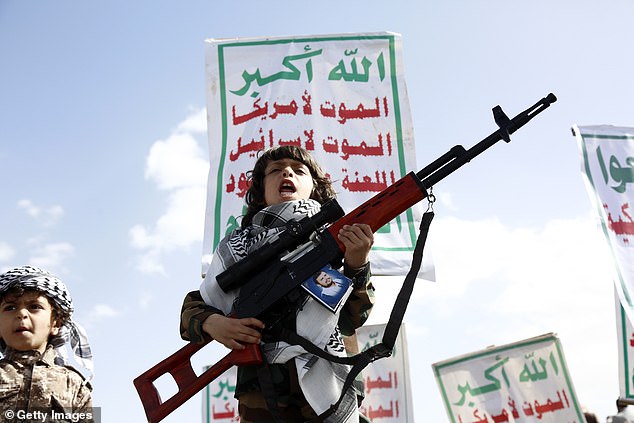 Saudis beg Trump to end Hormuz blockade as Iran threatens new assault ...